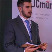 Persona proactiva con experiencia de más de 5 años impartiendo clases tanto a nivel extraescolar como curricular.